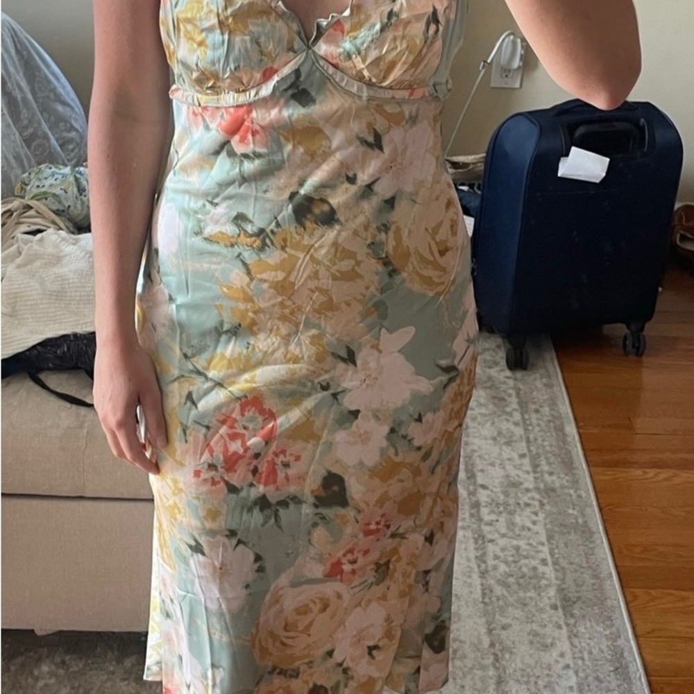 Hello Molly Floral Midi Dress Worn Once XS - Picture 4 of 4